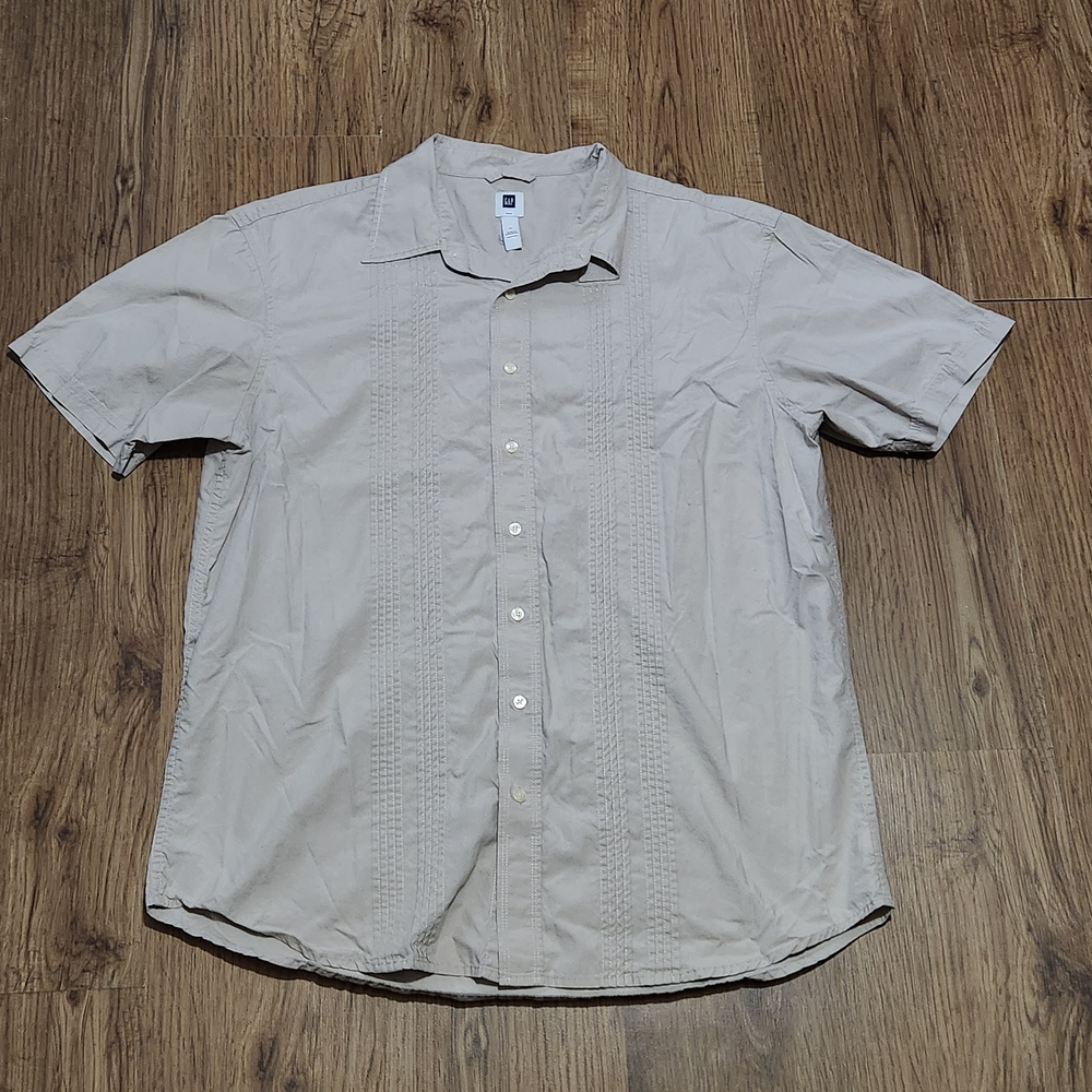 GAP Men's Short-Sleeve Button-Down Shirt - Light Beige